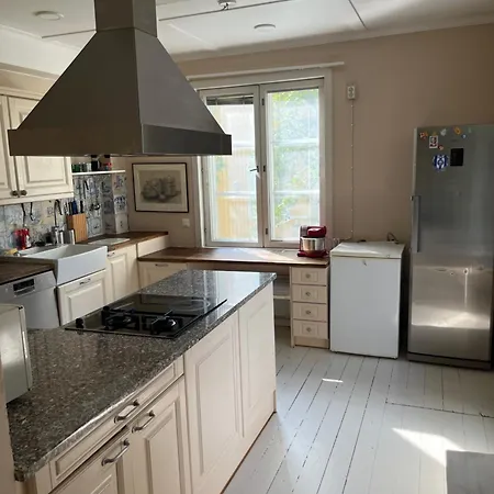 3-bedroom Apartment *